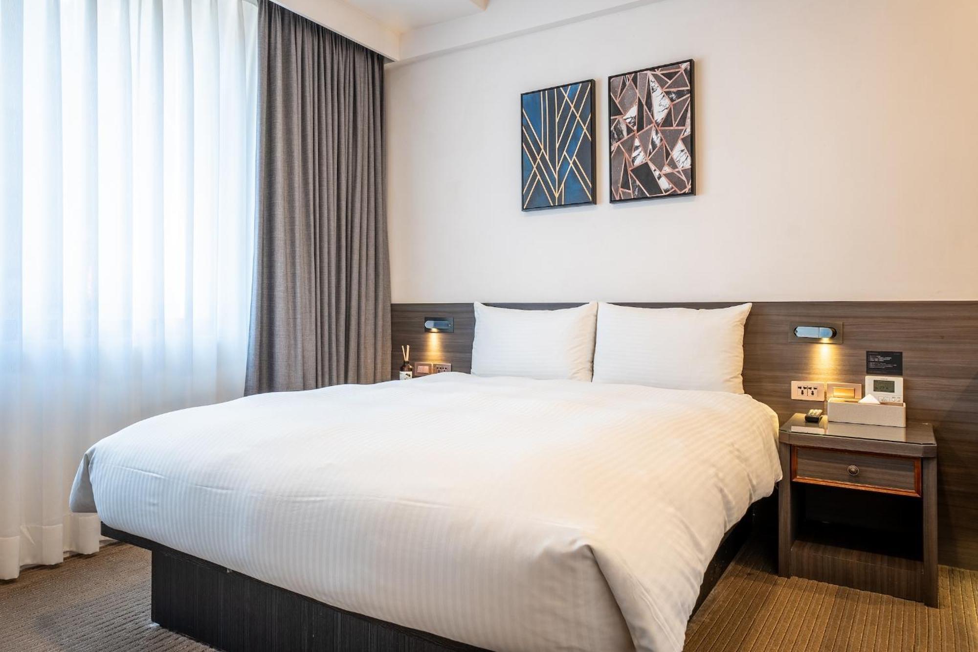 Dream Mansion Hotel Тайчжун Экстерьер фото