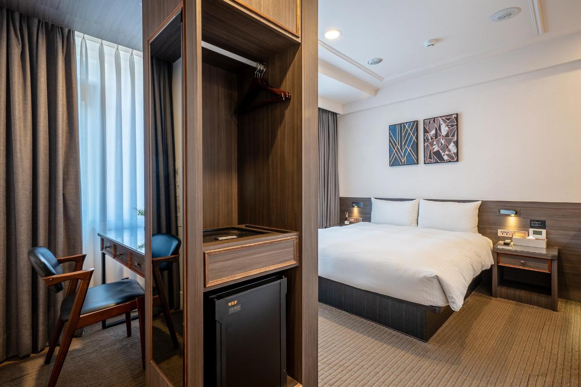 Dream Mansion Hotel Тайчжун Экстерьер фото
