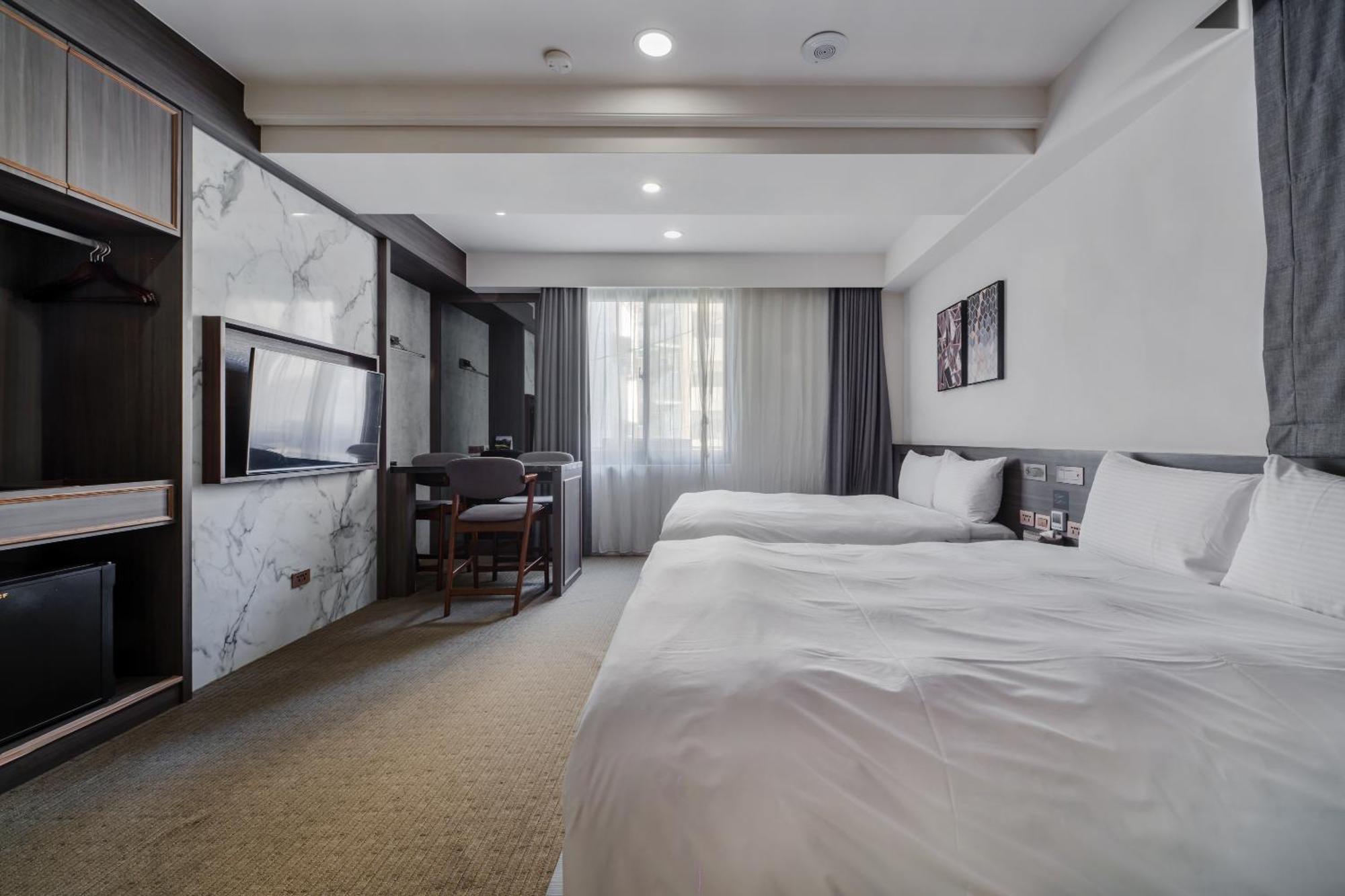 Dream Mansion Hotel Тайчжун Экстерьер фото