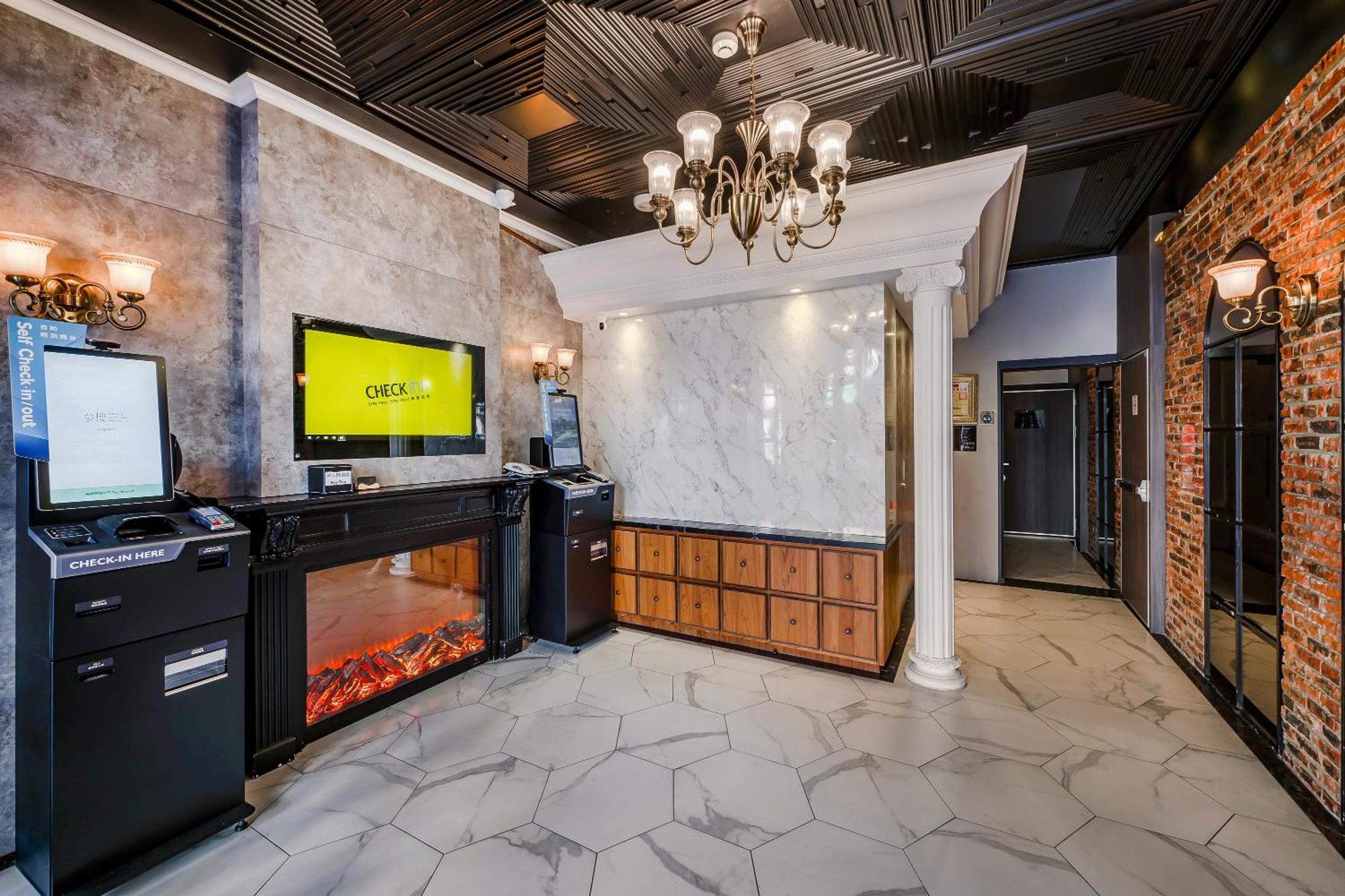 Dream Mansion Hotel Тайчжун Экстерьер фото